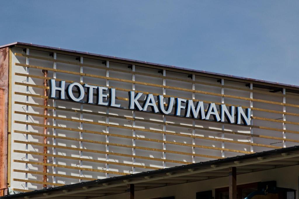 Hotel Kaufmann Roßhaupten Eksteriør billede